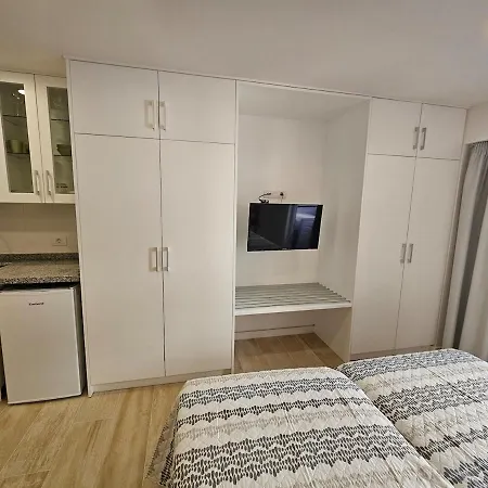 Appartamento 5 Minutes From The Beach, With Air Conditioning